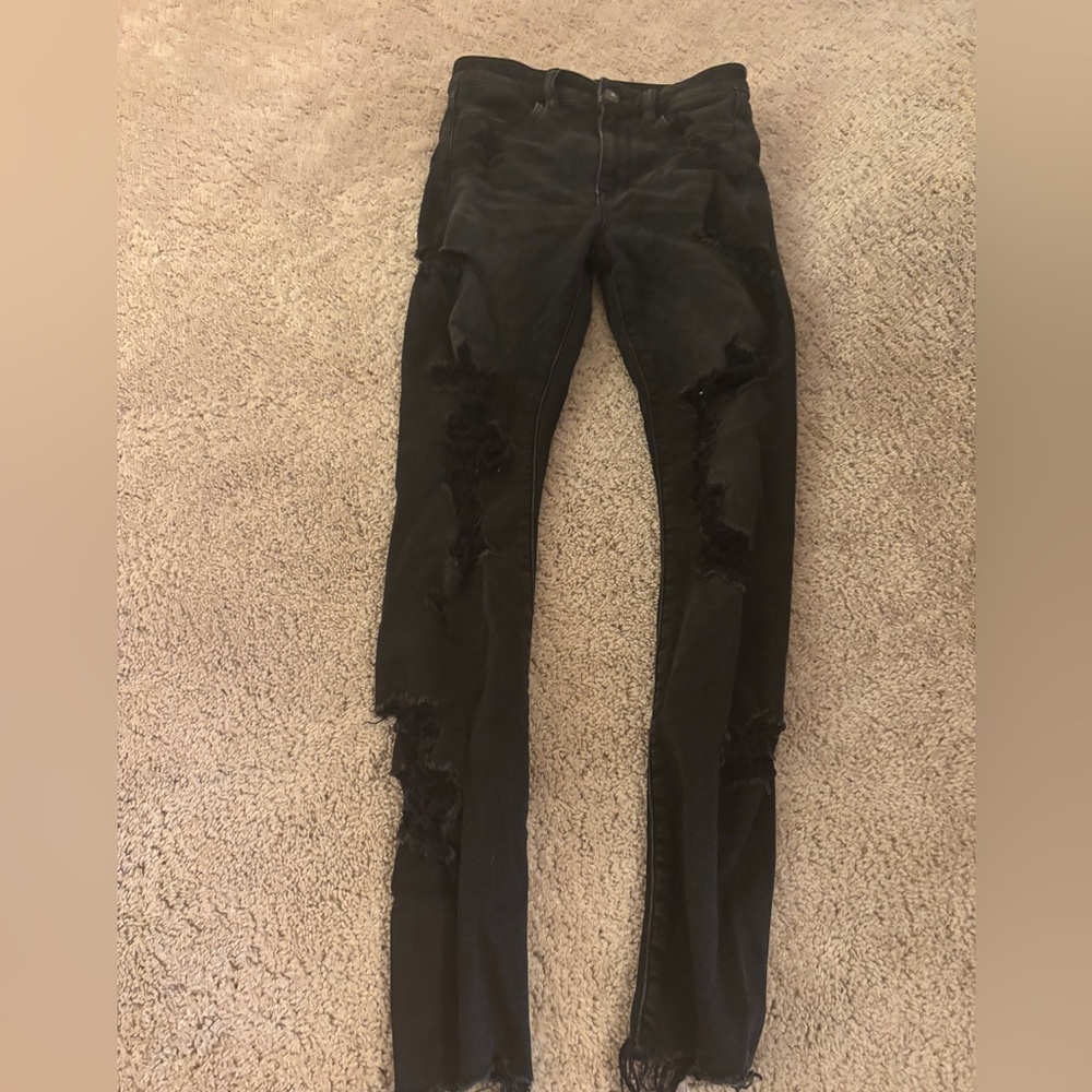 American Eagle Size XS Black Distressed Jeans Size 2